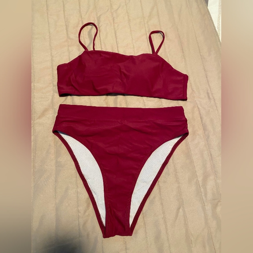 Burgundy high waisted 2PC bikini size medium